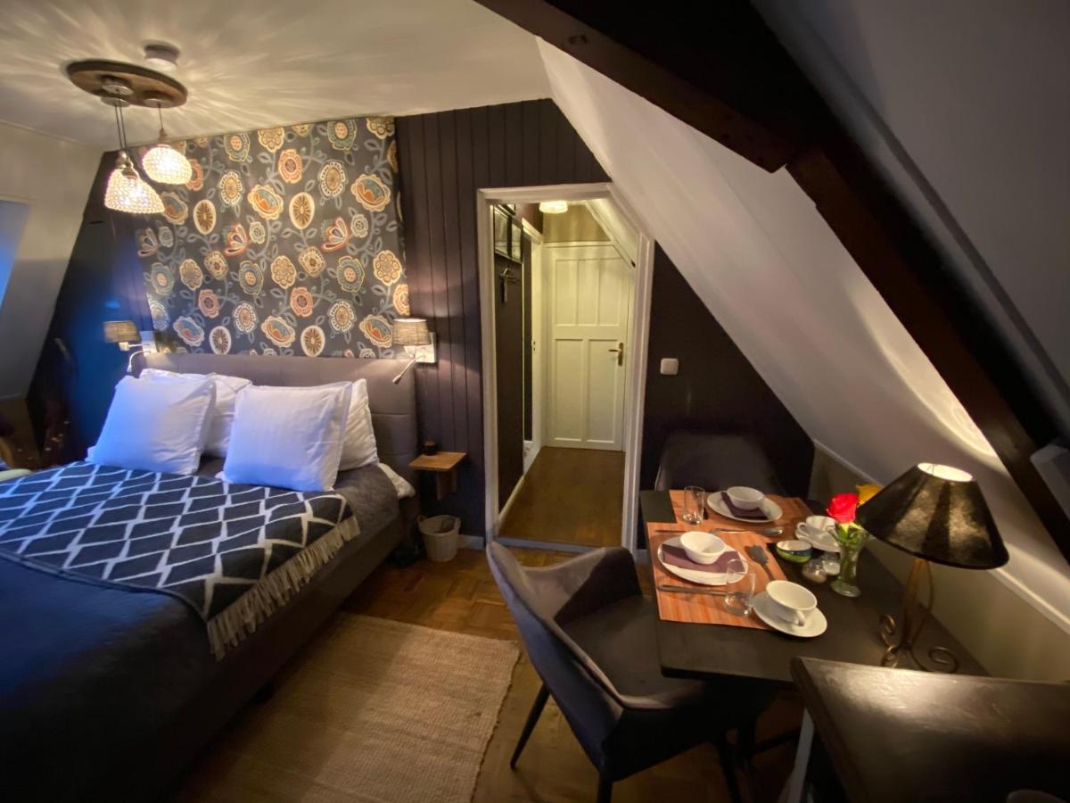 Agapanthus Bed And Breakfast Hoogkarspel Экстерьер фото